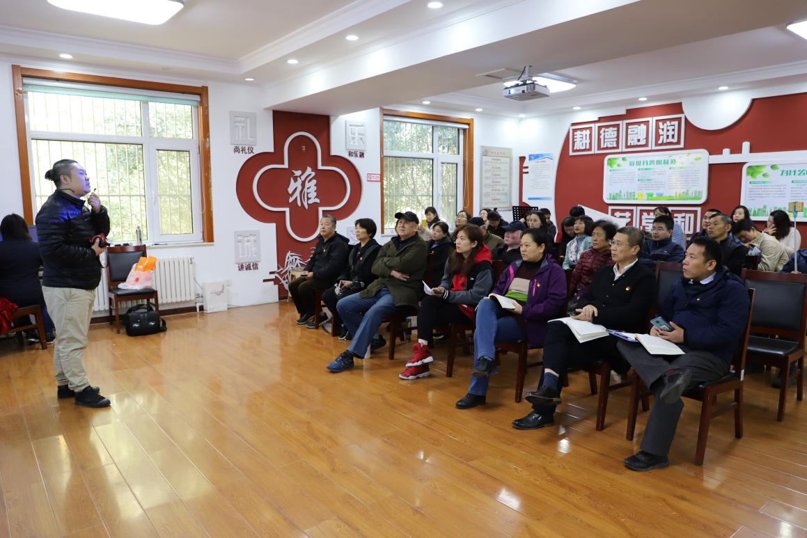 紅色基因融入社區(qū) 文化力量潤(rùn)澤民心——學(xué)校黨組織開展進(jìn)社區(qū)講黨課與文化藝術(shù)交流活動(dòng)紀(jì)實(shí)
